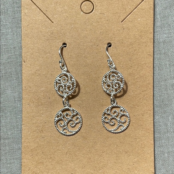 NWOT Filigree Dangle Fashion Earrings - Picture 7 of 8